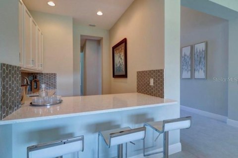 Villa ou maison à vendre à Wesley Chapel, Floride: 3 chambres, 295.99 m2 № 2431701 - photo 8