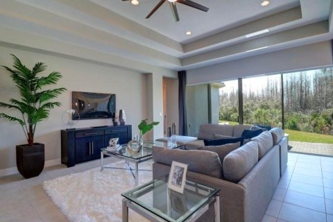 Villa ou maison à vendre à Wesley Chapel, Floride: 3 chambres, 295.99 m2 № 2431701 - photo 5