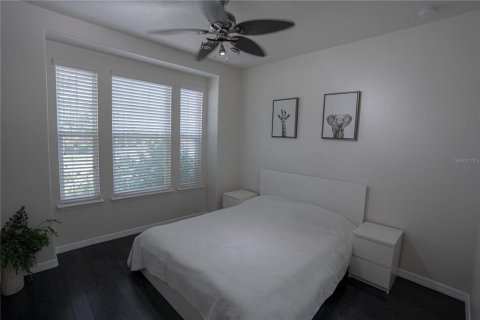 House in Orlando, Florida 4 bedrooms, 213.77 sq.m. № 1777973 - photo 13
