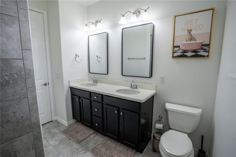 House in Orlando, Florida 4 bedrooms, 213.77 sq.m. № 1777973 - photo 22