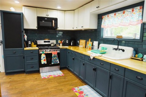 House in Floral City, Florida 3 bedrooms, 133.31 sq.m. № 2113929 - photo 14