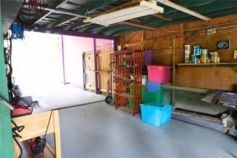 House in Floral City, Florida 3 bedrooms, 133.31 sq.m. № 2113929 - photo 28