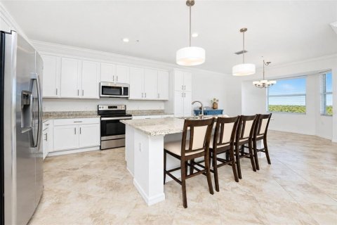 Condo in Punta Gorda, Florida, 2 bedrooms  № 2376877 - photo 12