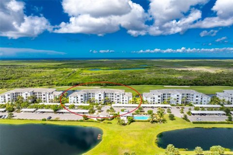 Condo in Punta Gorda, Florida, 2 bedrooms  № 2376877 - photo 25