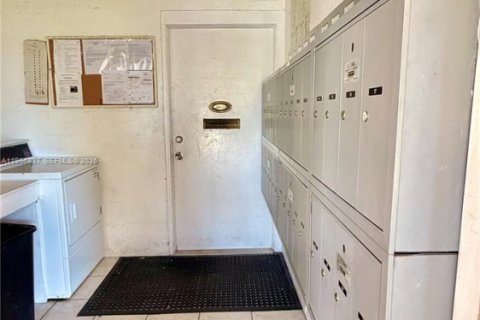 Купить кондоминиум в Майами, Флорида 6 комнат, 64.29м2, № 2019570 - фото 8