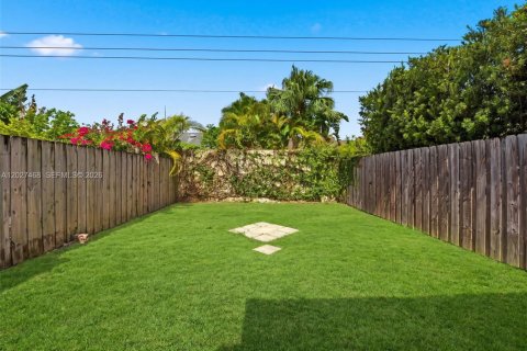 Condo in Miami, Florida, 3 bedrooms  № 2189162 - photo 7