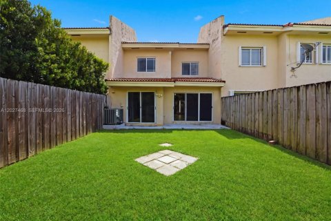 Condo in Miami, Florida, 3 bedrooms  № 2189162 - photo 8