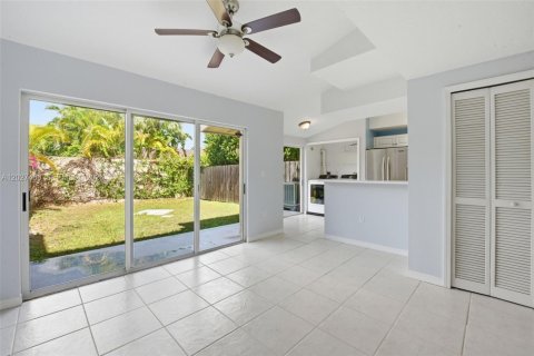 Condo in Miami, Florida, 3 bedrooms  № 2189162 - photo 6