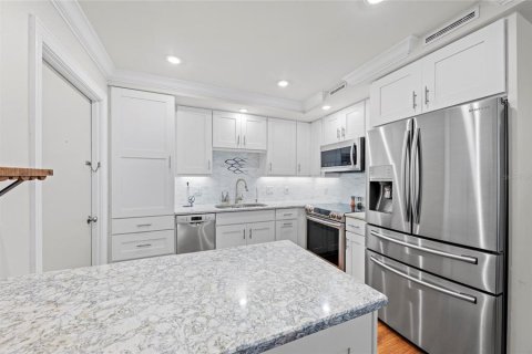 Купить кондоминиум в Сарасота, Флорида 9 комнат, 118.08м2, № 1773218 - фото 13