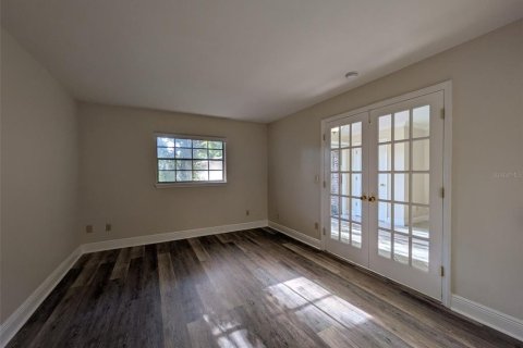 Condo in Maitland, Florida, 2 bedrooms  № 1866095 - photo 22