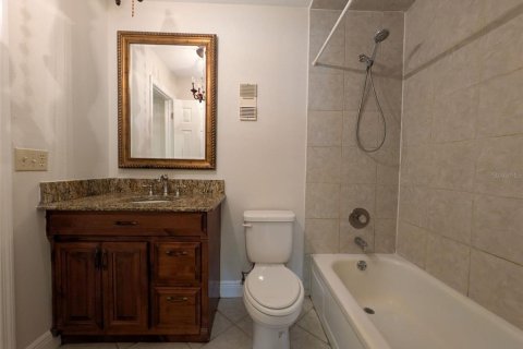Condo in Maitland, Florida, 2 bedrooms  № 1866095 - photo 18