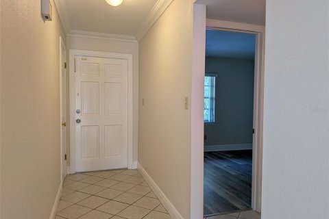 Condo in Maitland, Florida, 2 bedrooms  № 1866095 - photo 5
