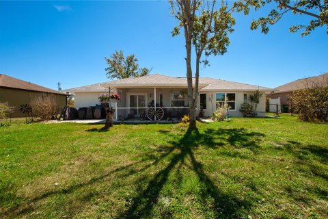 House in Punta Gorda, Florida 3 bedrooms, 134.89 sq.m. № 1509889 - photo 20