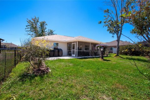 House in Punta Gorda, Florida 3 bedrooms, 134.89 sq.m. № 1509889 - photo 18