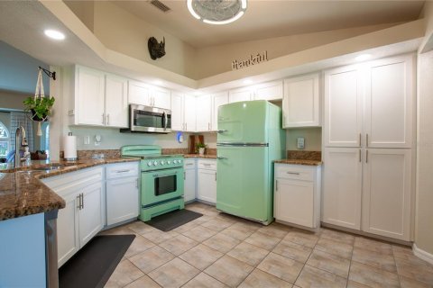 House in Punta Gorda, Florida 3 bedrooms, 134.89 sq.m. № 1509889 - photo 10