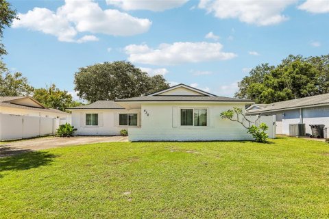 House in Oldsmar, Florida 3 bedrooms, 128.39 sq.m. № 2370689