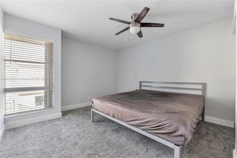Adosado en venta en Plantation, Florida, 3 dormitorios, 164.44 m2 № 1938435 - foto 17