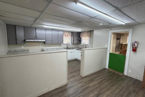 Купить коммерческую недвижимость в Делрей-Бич, Флорида № 2083845 - фото 13