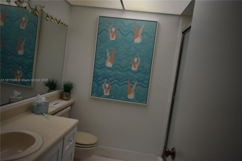 Townhouse in Pembroke Pines, Florida 2 bedrooms, 105.07 sq.m. № 1928654 - photo 13