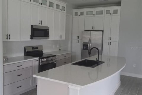 Casa en venta en Palm Bay, Florida, 3 dormitorios, 166.2 m2 № 2217179 - foto 18