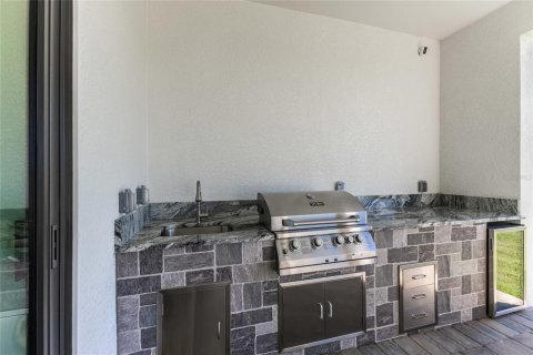 Villa ou maison à vendre à Cape Coral, Floride: 3 chambres, 179.39 m2 № 2295139 - photo 28