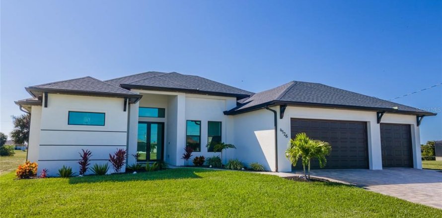Villa ou maison à Cape Coral, Floride 3 chambres, 179.39 m2 № 2295139