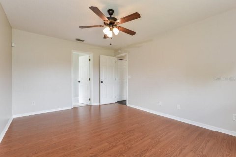 Villa ou maison à louer à Clermont, Floride: 3 chambres, 128.39 m2 № 2415594 - photo 9