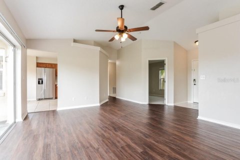Villa ou maison à louer à Clermont, Floride: 3 chambres, 128.39 m2 № 2415594 - photo 3