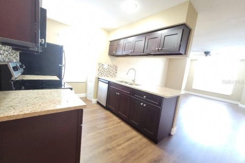 Copropriété à louer à Kissimmee, Floride: 3 chambres, 116.22 m2 № 1806669 - photo 7