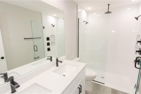 Villa ou maison à vendre à Cape Coral, Floride: 4 chambres, 168.06 m2 № 1884352 - photo 23