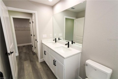 Villa ou maison à vendre à Cape Coral, Floride: 4 chambres, 168.06 m2 № 1884352 - photo 24