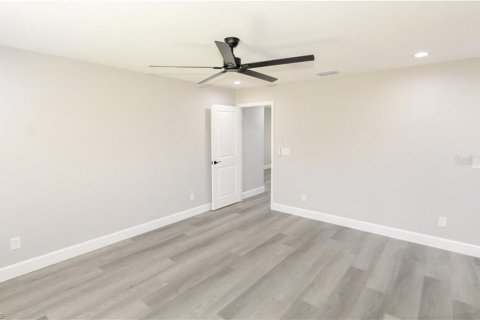 Villa ou maison à vendre à Cape Coral, Floride: 4 chambres, 168.06 m2 № 1884352 - photo 27