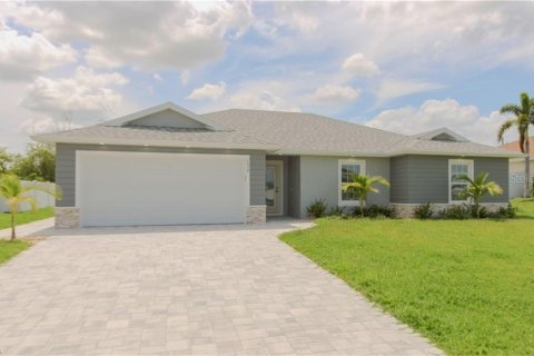 Villa ou maison à vendre à Cape Coral, Floride: 4 chambres, 168.06 m2 № 1884352 - photo 1
