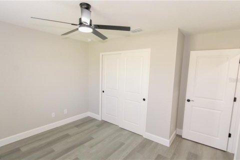 Villa ou maison à vendre à Cape Coral, Floride: 4 chambres, 168.06 m2 № 1884352 - photo 17