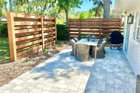 House in Melrose, Florida 3 bedrooms, 148.09 sq.m. № 1642223 - photo 30