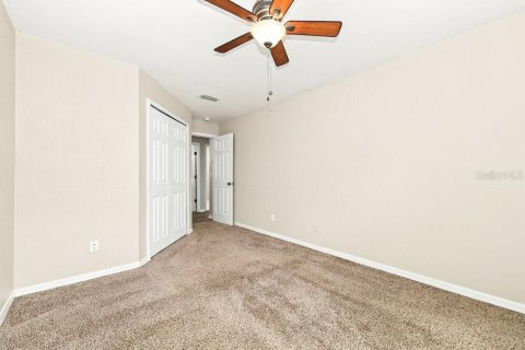 Villa ou maison à louer à Riverview, Floride: 4 chambres, 153.75 m2 № 2384354 - photo 12