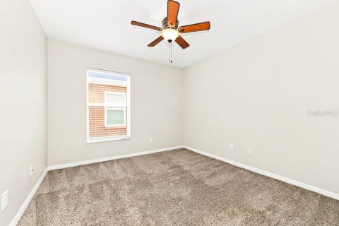 Villa ou maison à louer à Riverview, Floride: 4 chambres, 153.75 m2 № 2384354 - photo 9