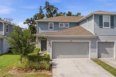 Townhouse in Brandon, Florida 3 bedrooms, 172.8 sq.m. № 2131805