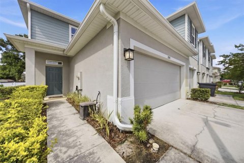 Touwnhouse à vendre à Brandon, Floride: 3 chambres, 172.8 m2 № 2131805 - photo 2