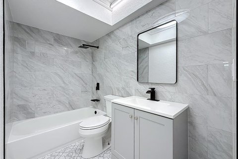 Купить кондоминиум в Клируотер, Флорида 4 комнаты, 59.64м2, № 1808519 - фото 26