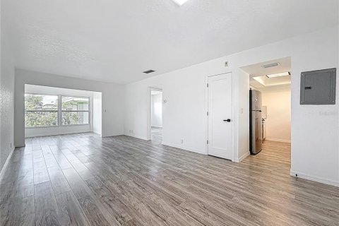 Купить кондоминиум в Клируотер, Флорида 4 комнаты, 59.64м2, № 1808519 - фото 16