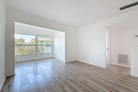 Купить кондоминиум в Клируотер, Флорида 4 комнаты, 59.64м2, № 1808519 - фото 17