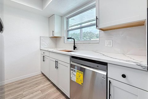 Купить кондоминиум в Клируотер, Флорида 4 комнаты, 59.64м2, № 1808519 - фото 20