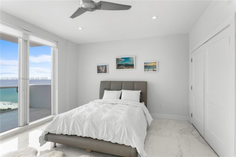 Купить кондоминиум в Майами-Бич, Флорида 3 спальни, 240.99м2, № 1970891 - фото 29