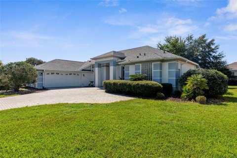 Casa en venta en Weeki Wachee, Florida, 4 dormitorios, 253.53 m2 № 1915670 - foto 1