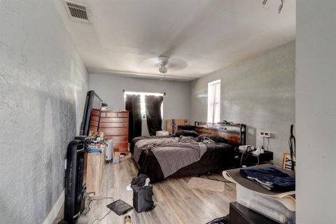Villa ou maison à vendre à Edgewater, Floride: 4 chambres, 125.6 m2 № 2406333 - photo 10