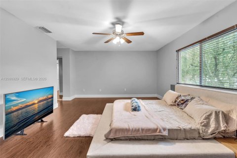 House in Cooper City, Florida 4 bedrooms, 237.09 sq.m. № 2357651 - photo 19