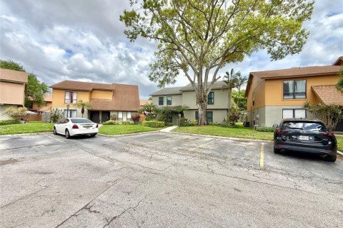 Townhouse in Palm Beach Gardens, Florida 3 bedrooms, 166.85 sq.m. № 2048827 - photo 26