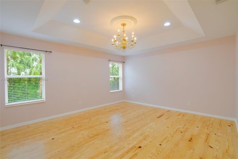 Снять в аренду виллу или дом в Лейк-Уорт, Флорида 5 спален, 281.31м2, № 1952325 - фото 22