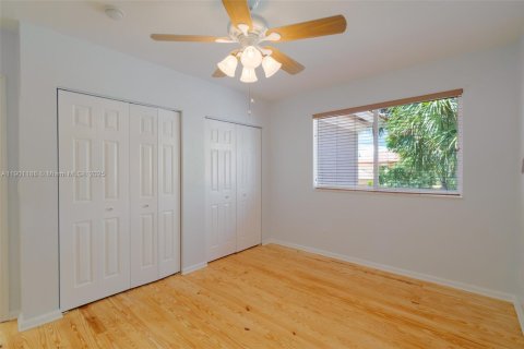 Снять в аренду виллу или дом в Лейк-Уорт, Флорида 5 спален, 281.31м2, № 1952325 - фото 21